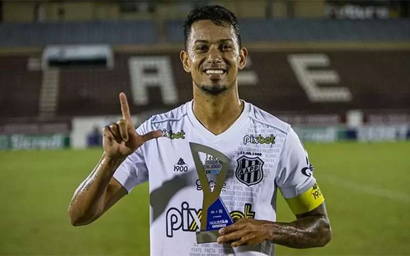Suspenso, artilheiro da Série B desfalcará Ponte Preta contra o Cruzeiro