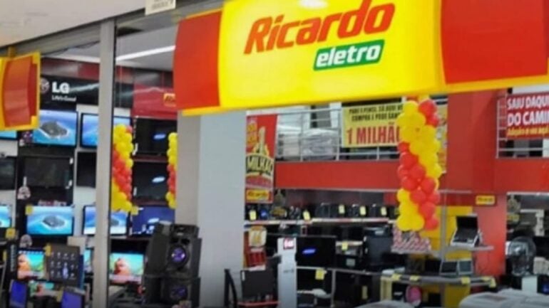 Fundador e diretor da Ricardo Eletro são denunciados por sonegação de R$ 86 milhões