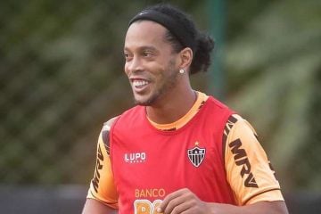 Lucas Cândido lembra rolê com Ronaldinho no Galo: ‘Minha mãe não acreditou’