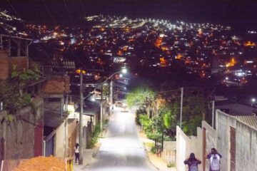 Mais quatro bairros recebem iluminação de LED em Monlevade; confira