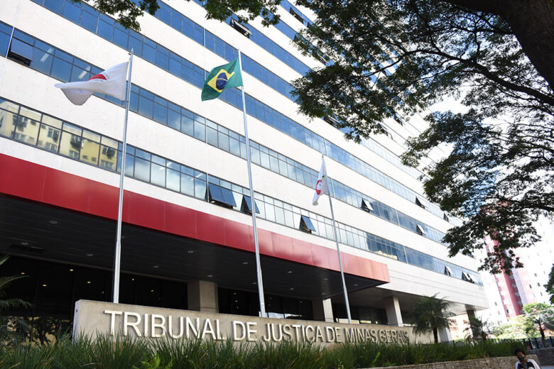 Criminosos usam o Judiciário para tentativas de  aplicação de golpes