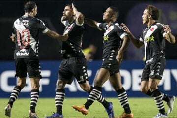 Vasco goleia Operário em São Januário e cola no líder Cruzeiro na Série B