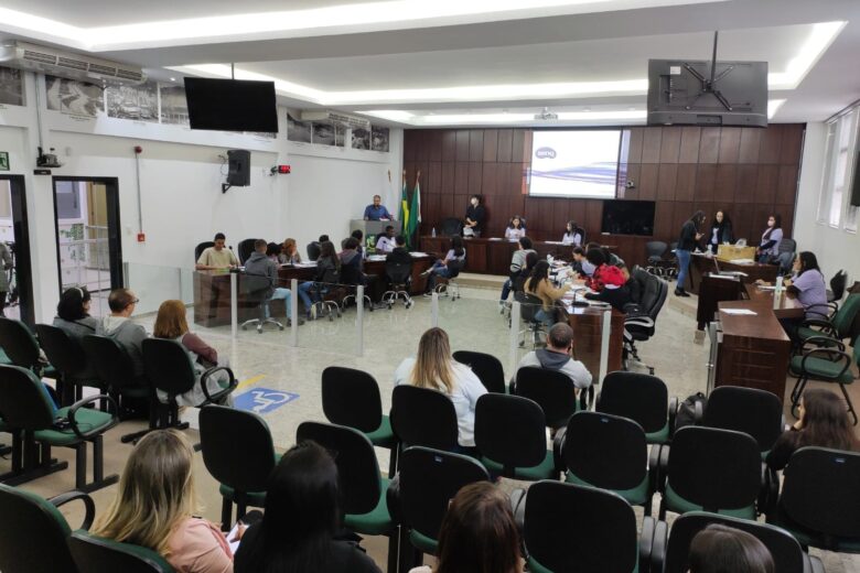 Com tema “Saúde Mental”, etapa municipal do Projeto Parlamento Jovem é concluída