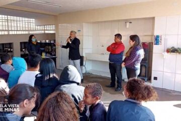 Equipe do CRAS realiza palestra sobre prevenção às drogas em Bela Vista de Minas