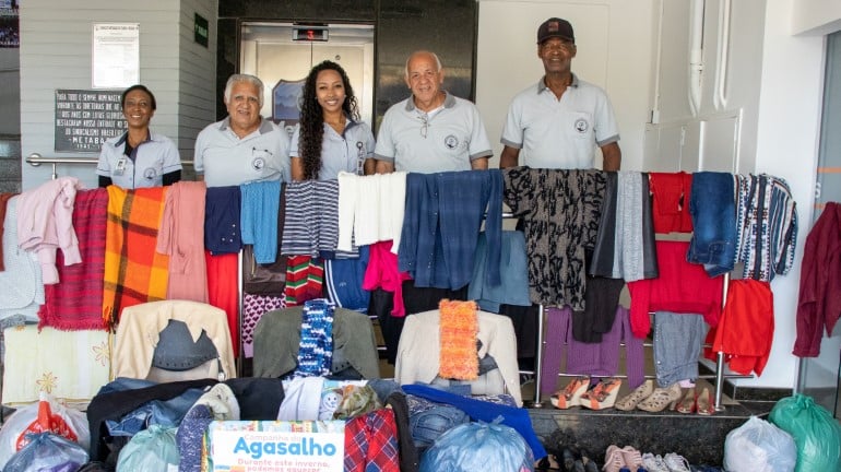 Metabase Itabira promove campanha do agasalho