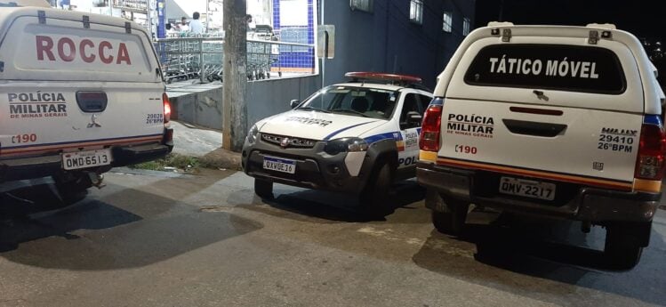 Homem é baleado e tem o carro roubado em Itabira