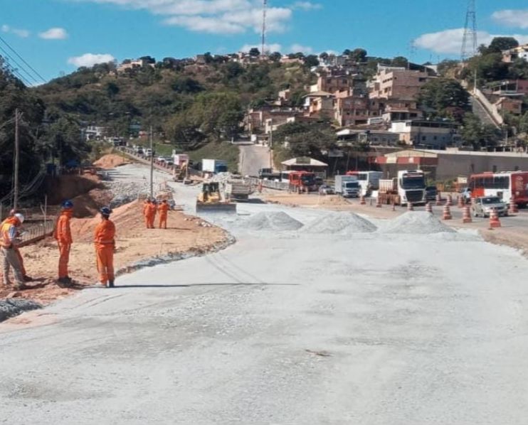 BR-381: obras causam interdições e trânsito lento