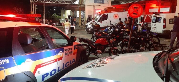 Homem morre e outros três ficam feridos após tiros no Praia