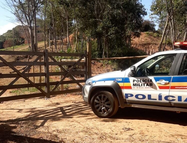 Homem é preso por agredir e ameaçar a companheira com faca em Itabira