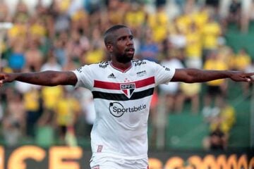 São Paulo encaminha venda de Toró ao Panathinaikos, da Grécia