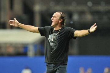 Cuca retorna ao Atlético com algoz Palmeiras em vista pela Libertadores