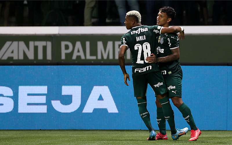Palmeiras vence Cuiabá e retoma liderança do Campeonato Brasileiro