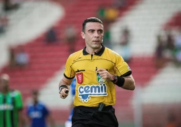 Igor Benevenuto é o primeiro árbitro Fifa a se declarar gay