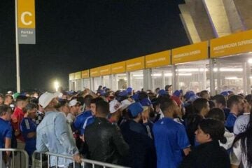 Cruzeirense relata ‘minutos de caos’ no acesso ao Mineirão e cobra soluções