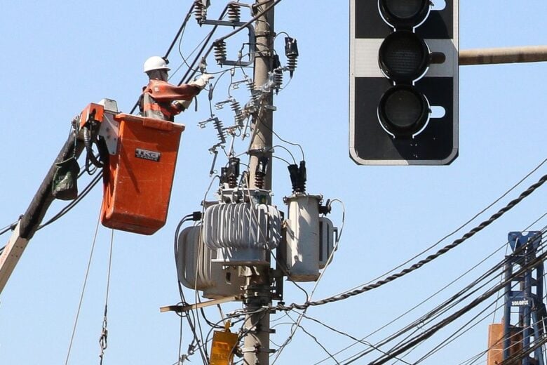 Companhia de energia elétrica do RS é arrematada por R$ 928 milhões
