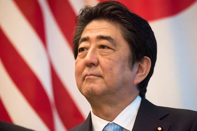 Japão: ex-premiê Shinzo Abe é assassinado durante ato de campanha
