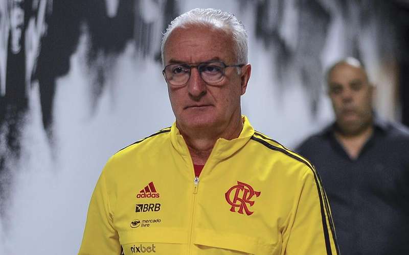 Dorival pode ter duas baixas de peso no Flamengo para encarar o Atlético
