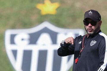 Atlético recebe São Paulo e busca a liderança do Campeonato Brasileiro