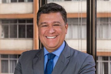 Senador mineiro Carlos Viana lidera ranking de melhores parlamentares do Brasil