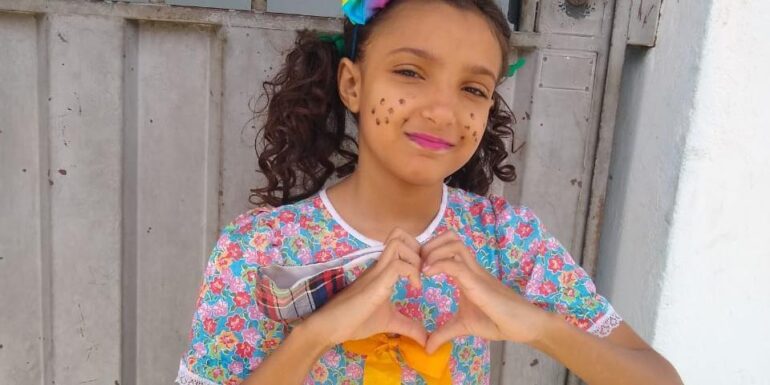 Menina que desapareceu após ir a padaria é encontrada morta em Ribeirão das Neves