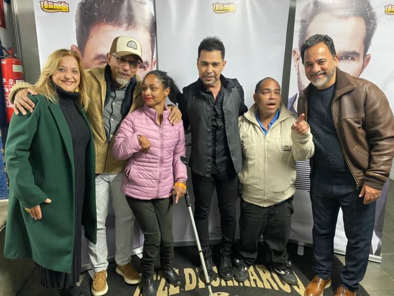 Sonho realizado: fãs conhecem Zezé Di Camargo & Luciano