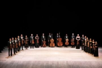 Orquestra Musicoop apresenta recital didático sobre os Beatles no Teatro da FCCDA