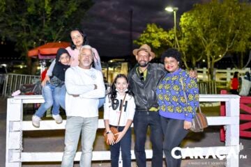 GALERIA DE FOTOS: confira quem esteve no último dia de Expoita