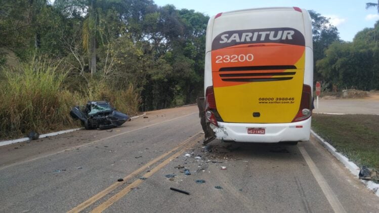 Mulher morre após grave acidente na MGC-120, em Ferros