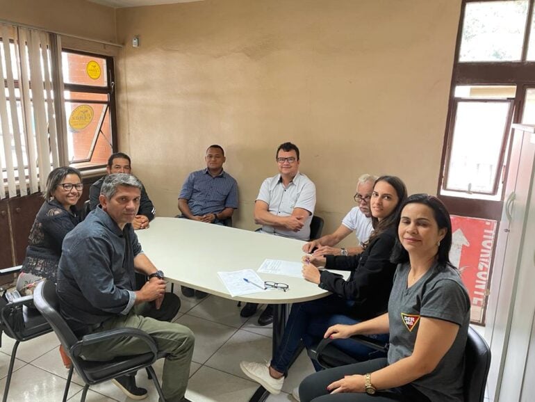 Cobrança: vereadores de Rio Piracicaba recebem esclarecimentos sobre a Enscon