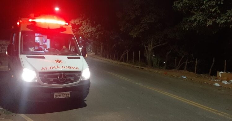 Colisão entre carro e bicicleta deixa adolescente ferida em Itabira
