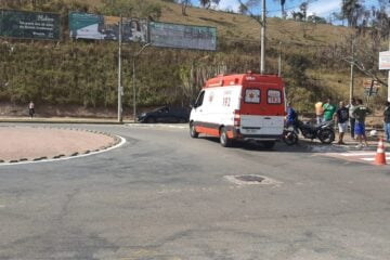 Motociclista sofre fratura em acidente no Juca Rosa