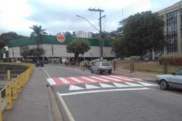 Trânsito: sinalização vertical e horizontal são revitalizados em bairros de Itabira