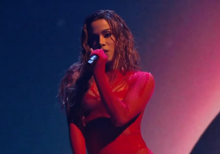 ‘Billboard’ elege performance de Anitta no VMA como uma das melhores