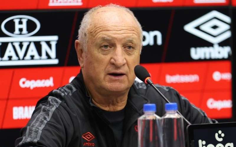 Após eliminação, Felipão projeta duelo contra o Palmeiras e fala sobre Abel