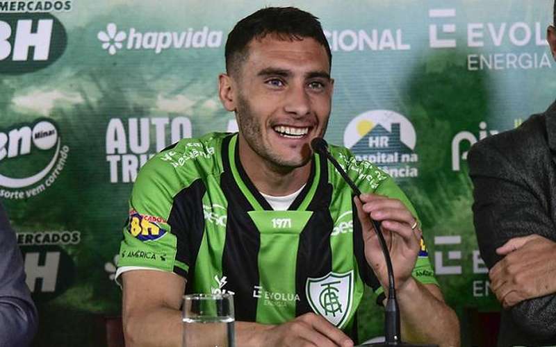 Apresentado, Martinez revela objetivo no América e exalta projeto do clube