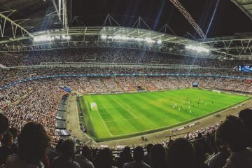 Flamengo pode fechar acordo por empréstimo de Oscar a qualquer momento