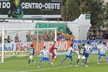 Goiás faz golaço e busca empate com Avaí em casa pelo Brasileirão
