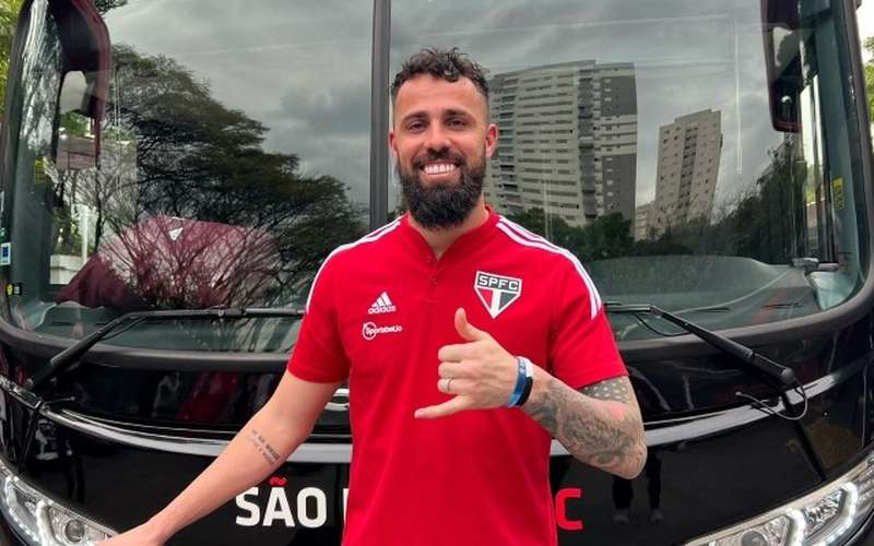 Com Jandrei, São Paulo desembarca em Belo Horizonte para encarar América
