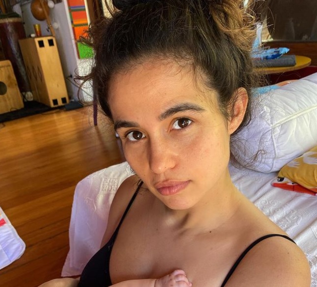 Atriz Nanda Costa revela ter recebido proposta de namoro falso com ator gay