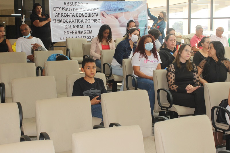 Itabira: Câmara e Prefeitura manifestam apoio ao cumprimento do piso nacional da enfermagem