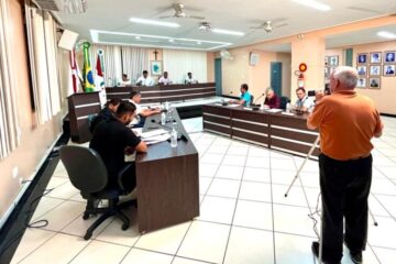 Vereadores ameaçam barrar ônibus da Enscon e criticam serviços da Cemig em Rio Piracicaba