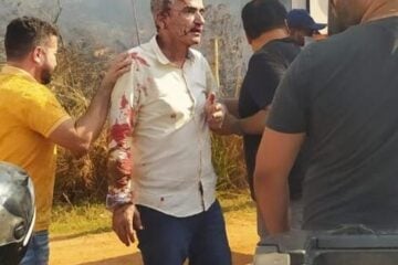 Helicóptero com deputado Hercílio Diniz cai em campo de futebol