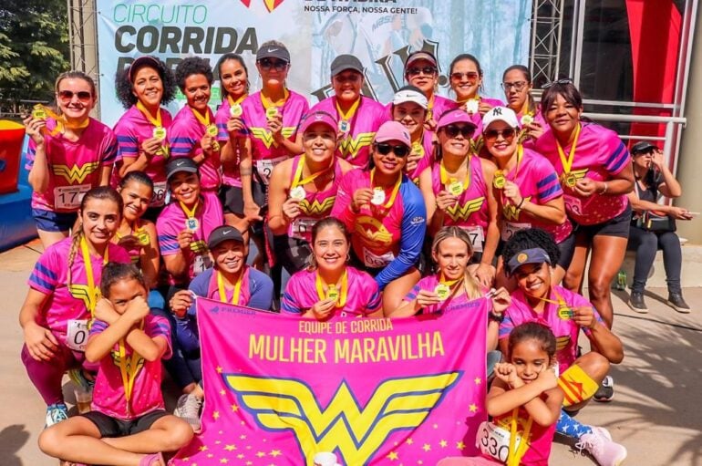 Mulher Maravilha: conheça as mulheres que usam a corrida como meio de união e superação!