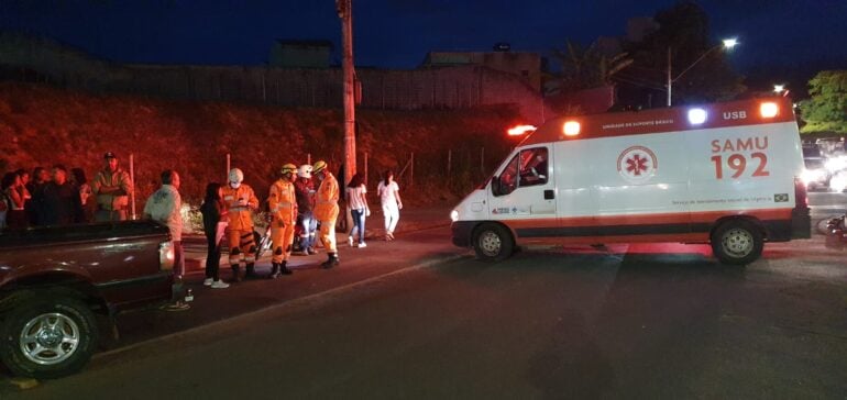 Idosa é atropelada na Avenida Mauro Ribeiro