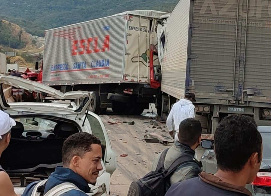 Vídeo: acidente grave deixa vítimas na BR-381, em Caeté