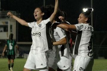 Atlético vira clássico contra o América e segue 100% no Mineiro Feminino