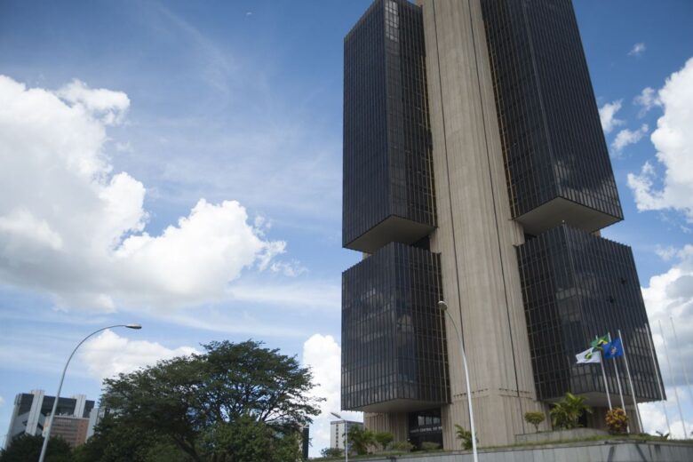 Copom inicia sexta reunião do ano para definir juros básicos