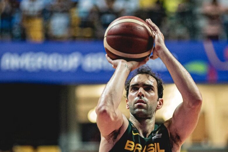 Brasil perde para a Argentina e fica com o vice na Copa América de basquete