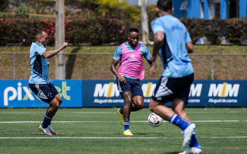 Depois de folga, Cruzeiro inicia preparação para o jogo contra o CRB