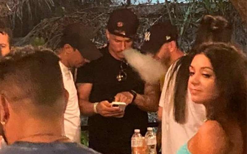 Cruzeiro: Edu se manifesta após circular foto em que estaria fumando